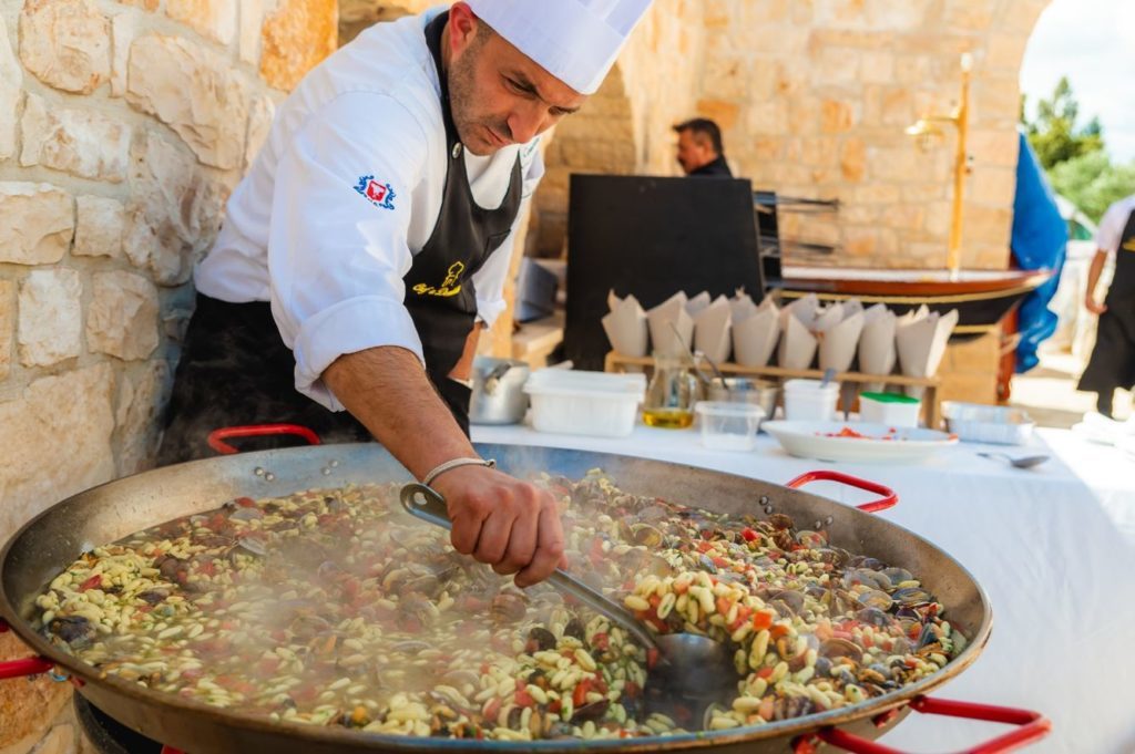 Catering con pasta cucinata a vista